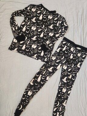 Bamboo Halloween pjs 4T